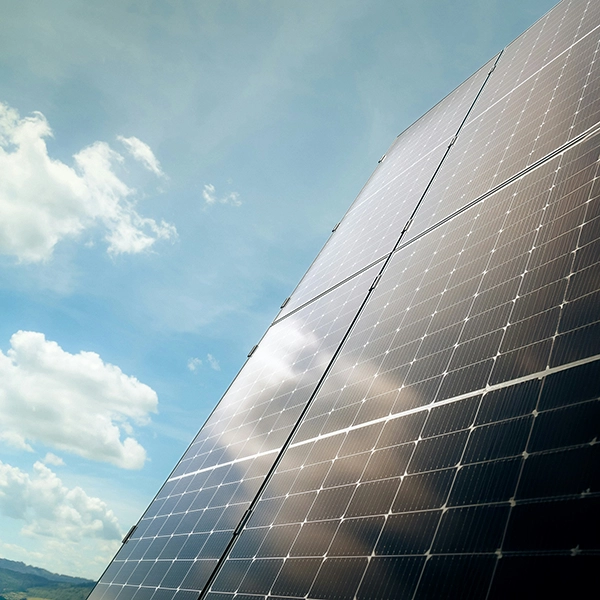 افزایش استقبال جهانی از نیروگاه‌های خورشیدی شناور